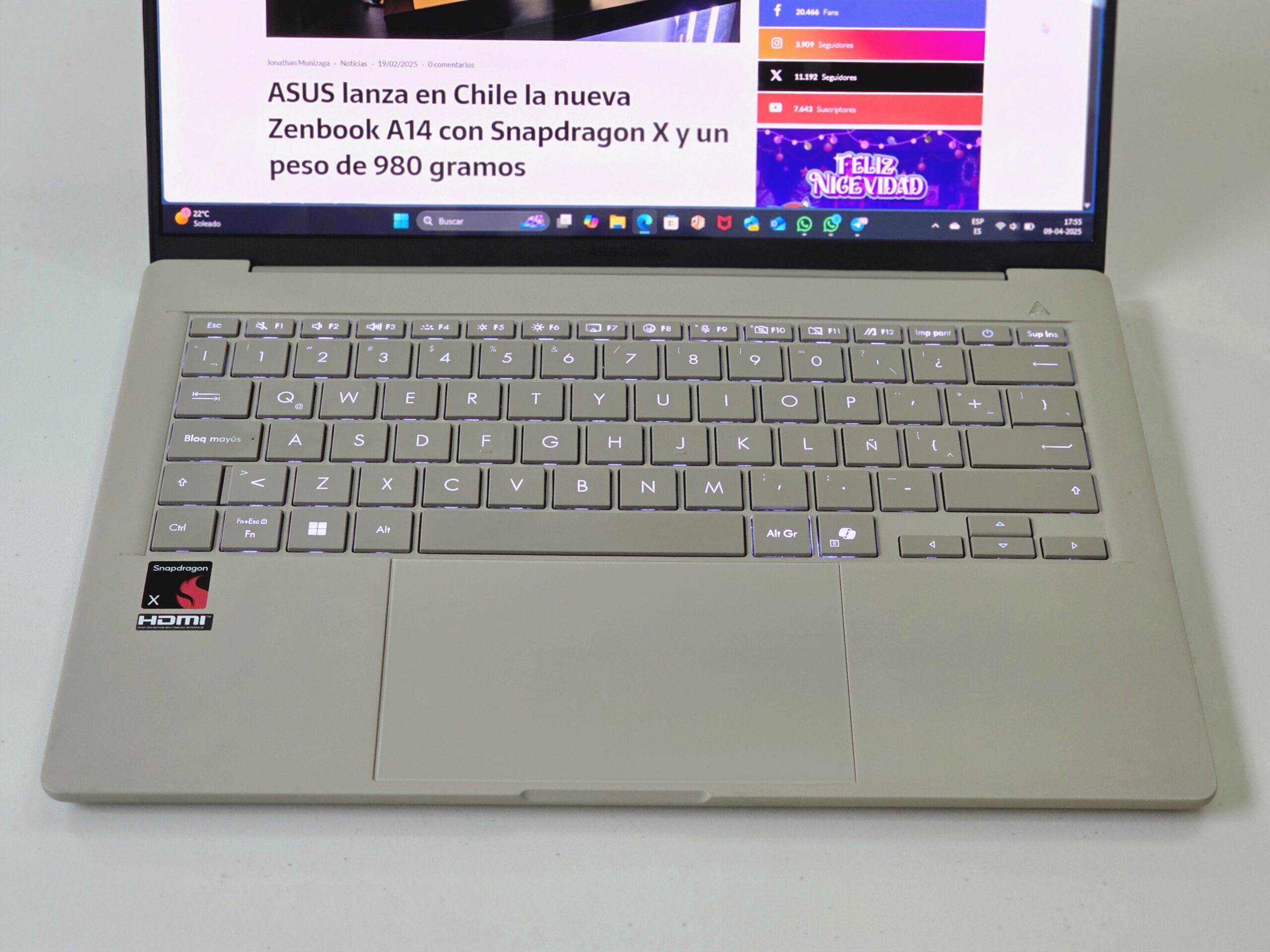 ASUS